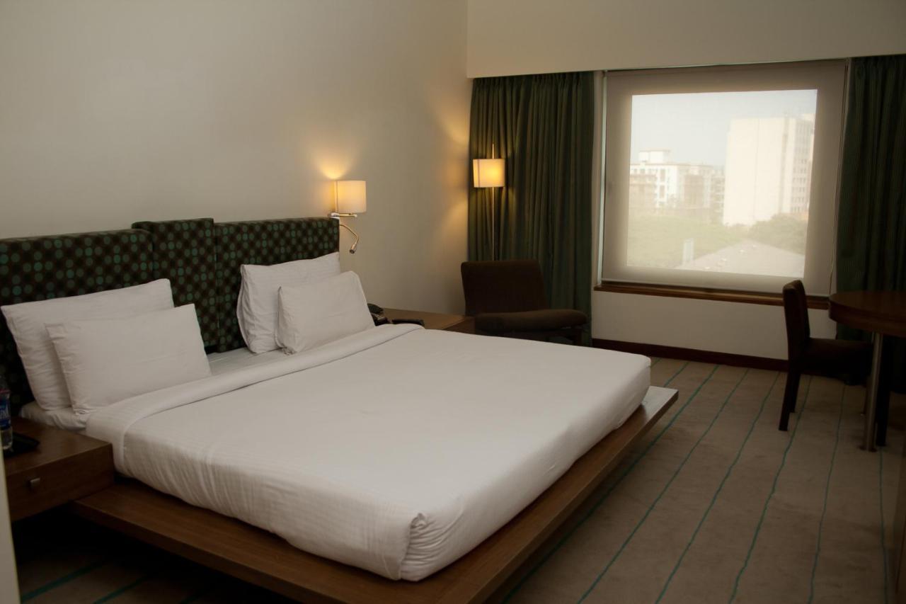 Hotel Parc Estique Pune Exterior foto